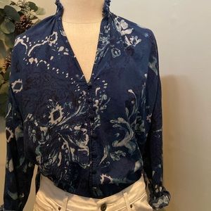 Gorgeous Blouse by Anthropologie Pilcro size S, shades of blue and black EUC